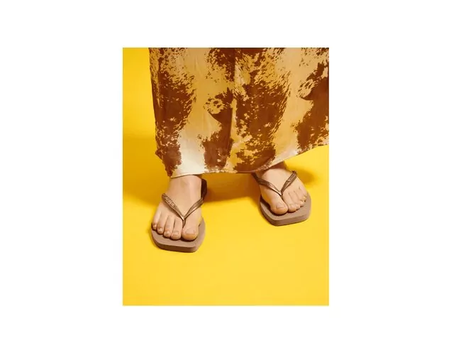 Chinelo Feminino Havaianas Slim Square Logo Metallic - Atacado