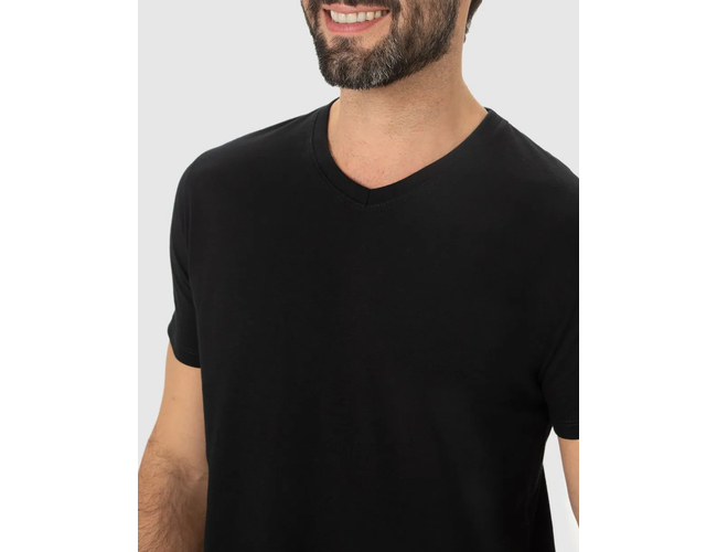 Camiseta Básica Malwee Masculina Gola V Em Algodão 1000004422 - Atacado