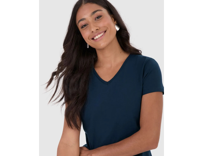 Blusa Básica Malwee Feminina Decote V Em Algodão 1000047373 - Atacado