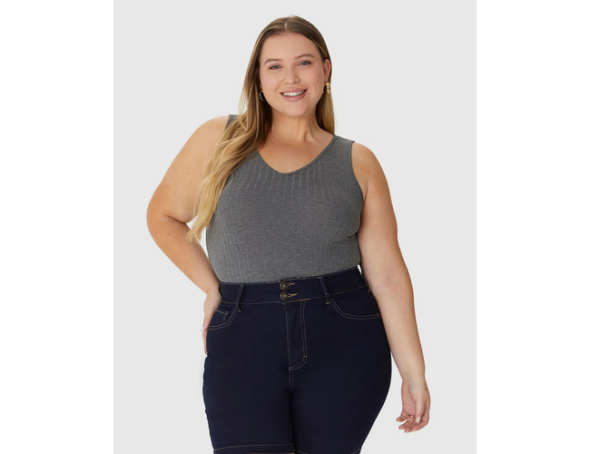Regata Básica Malwee Feminina Plus Size Decote V Canelado Viscose 1000087854 - Atacado
