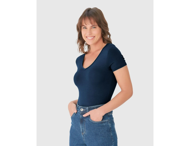 Blusa Básica Malwee Feminina Decote V Viscose Stretch 1000004503 - Atacado