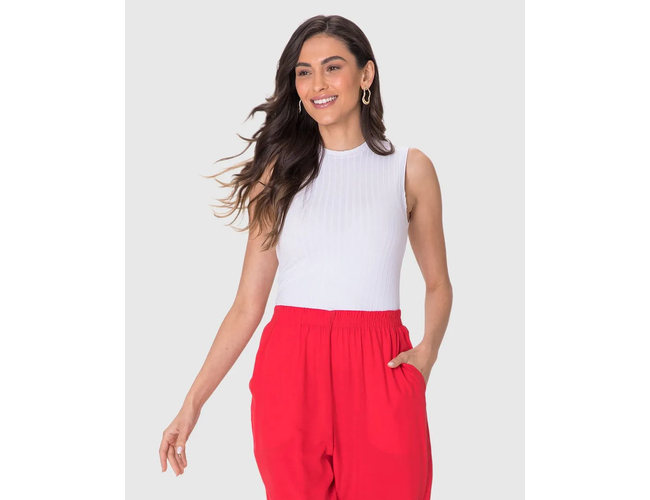 Regata Básica Malwee Feminina Justa Gola Alta Em Malha Viscose Canelada 1000133622 - Atacado