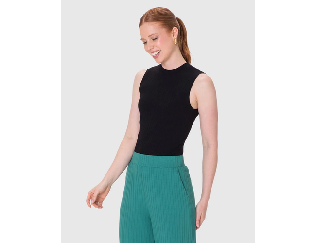 Regata Básica Malwee Feminina Justa Gola Alta Em Malha Viscose Canelada 1000133622 - Atacado