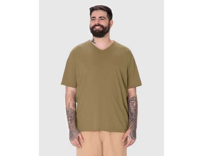 Camiseta Básica Malwee Masculina Plus Size Decote V Manga Curta Em Algodão 1000137166 - Atacado