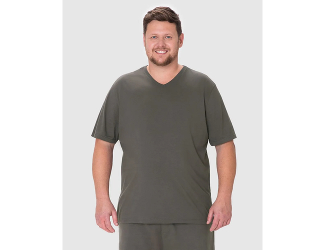 Camiseta Básica Malwee Masculina Plus Size Decote V Manga Curta Em Algodão 1000137166 - Atacado